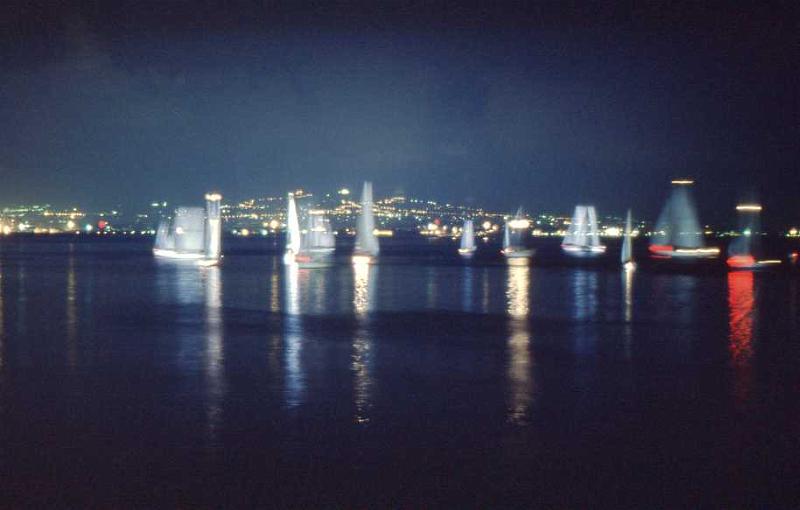 84-Napoli,Circolo Italia,regata notturna,maggio 1985.jpg